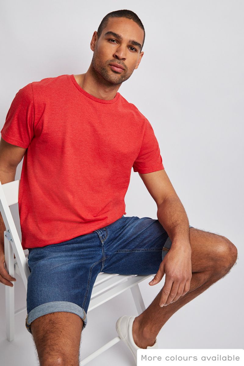 Online Exclusive Red T-shirt