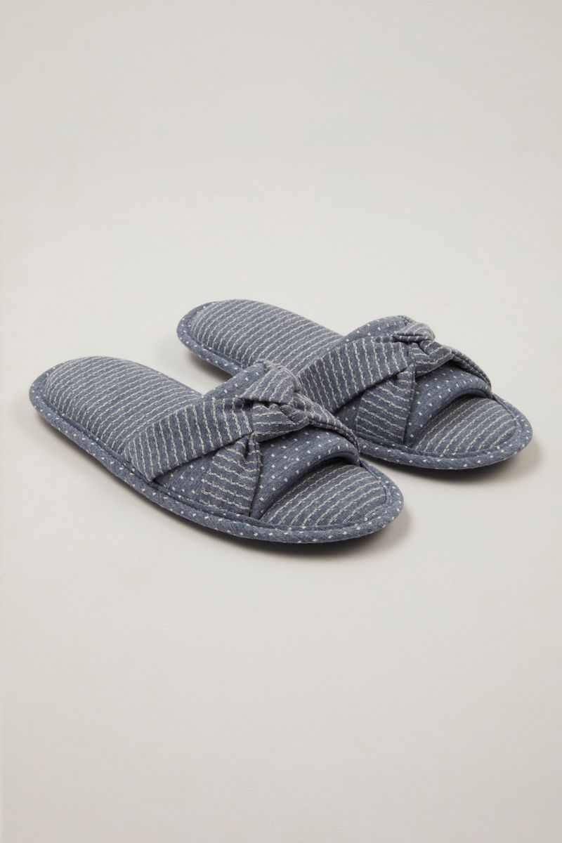 Blue Spot Sliders