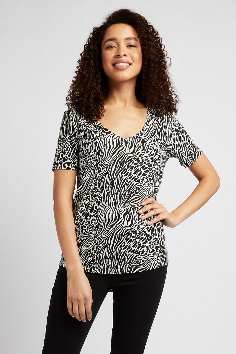 Short Sleeve Animal Print T-shirt