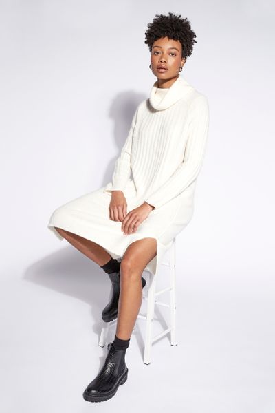 Online Exclusive Cream Knitted dress