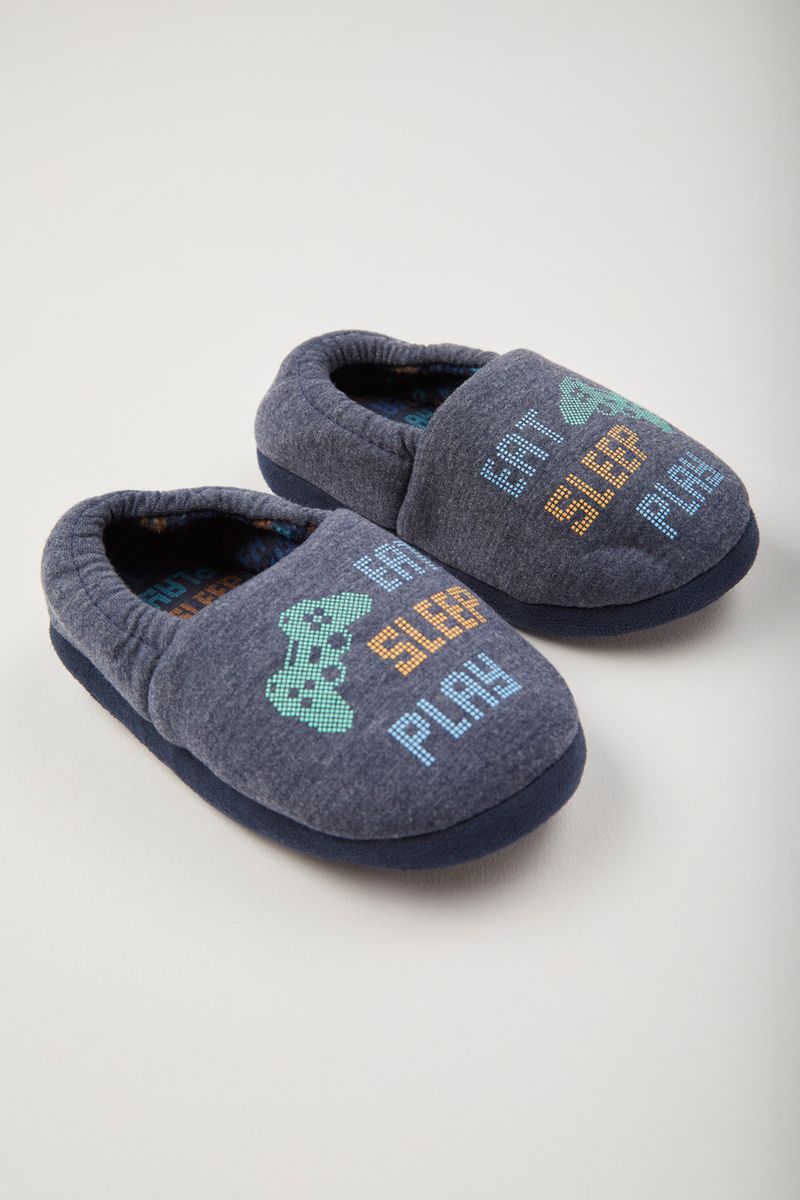 Gaming slippers