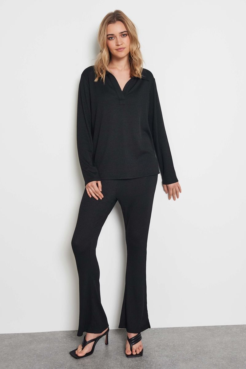 Black Ribbed Top