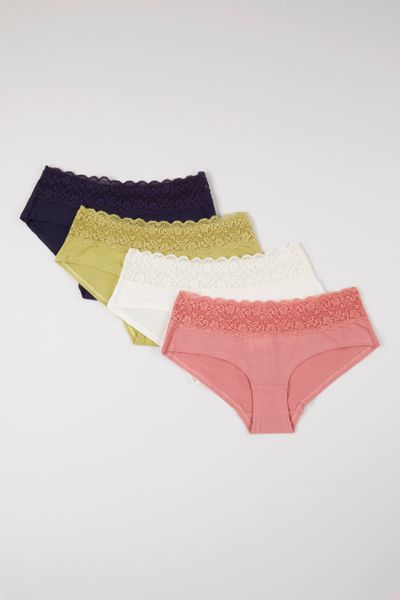 4 pack spring lace shorts