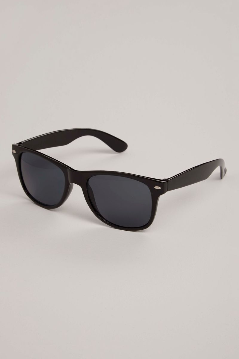 Black Square Sunglasses