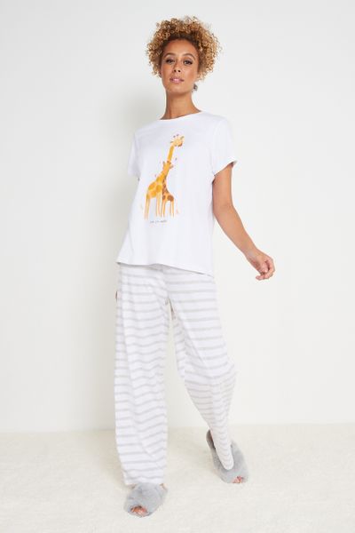 Giraffe love your mummy pyjamas