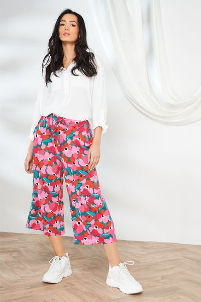 Online Exclusive Abstract Flower Culotte Trousers