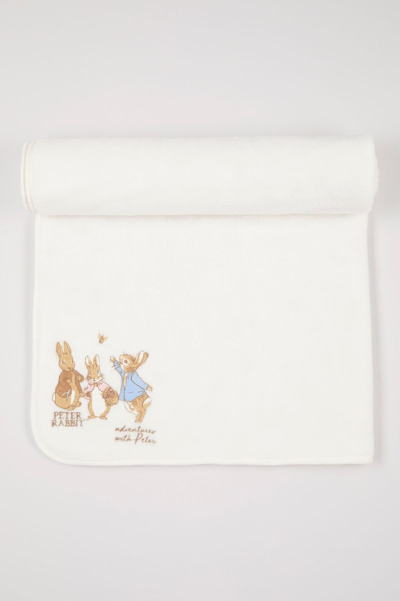 Peter Rabbit Shawl