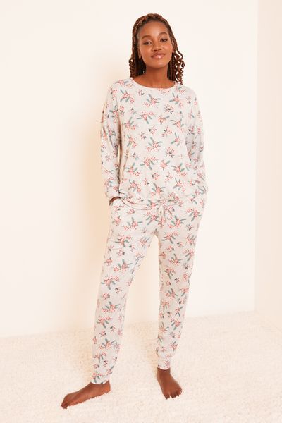 Holly Sprig Soft pyjamas